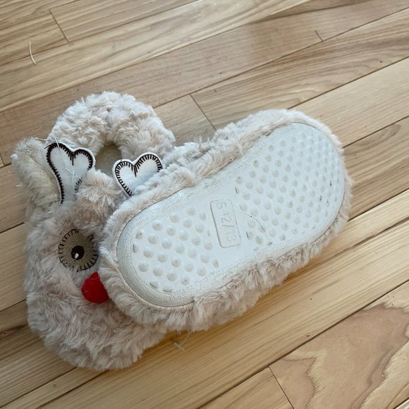 Super Soft Reindeer Slippers Like New - Picture 2 of 2
